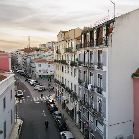 41 Bed River Front *